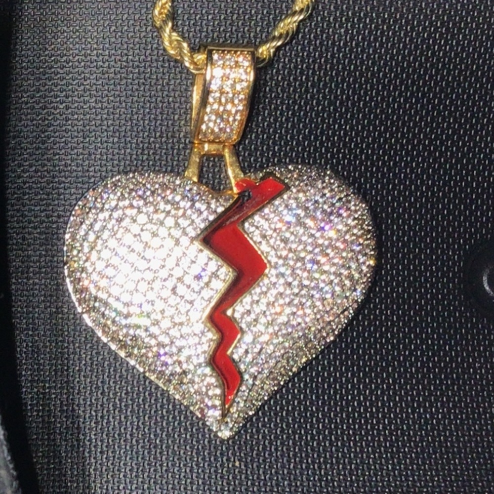Broken Heart Pendant Necklace Diamond 24K White Gold Plated